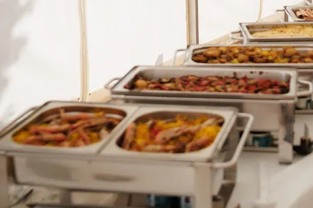 Warme Speisen im Chafing Dish